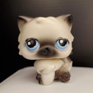 LPS Littlest Pet Shop #60 Black & White Persian Cat 2004 Magnet